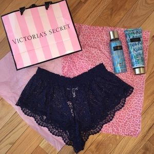 NWT Victoria’s Secret blue bundle 💙